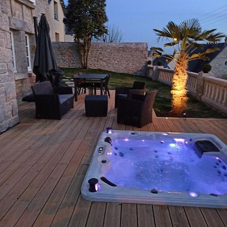 Luxueuse Villa Au Pied Du Chateau Dinan Exterior foto